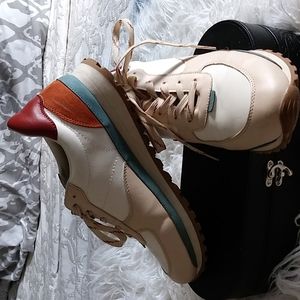 Universal Thread Men Sneakers